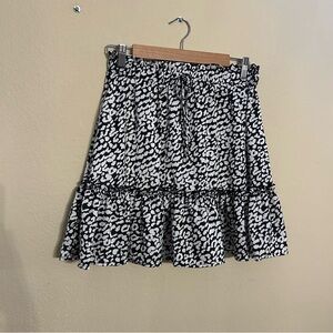 SHEIN Black and White Leopard Print Mini Skirt